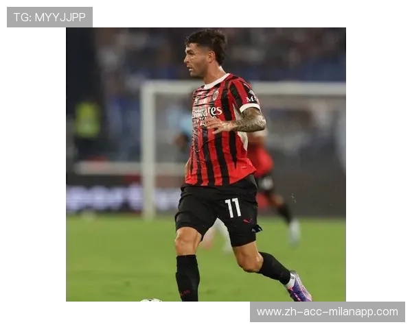 AC米兰中路穿插制造空档,莱奥低平球破门 AC米兰中路穿插制造空档,莱奥低平球破门