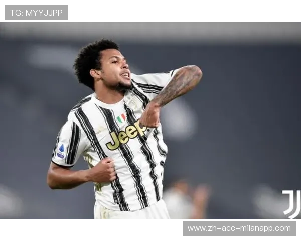 佩德里禁区内摆脱转身抽射干脆利落