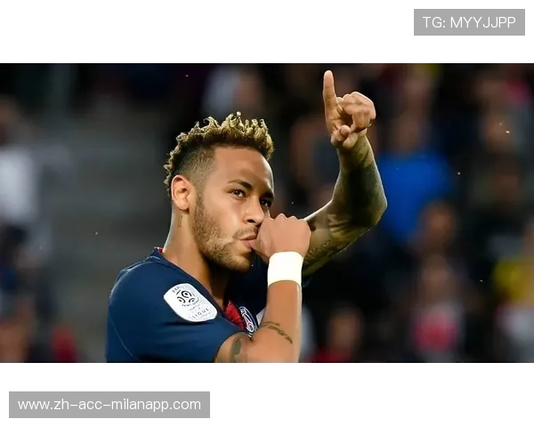 内马尔灵巧过人三连晃,沙特赛场沸腾 内马尔灵巧过人三连晃,沙特赛场沸腾